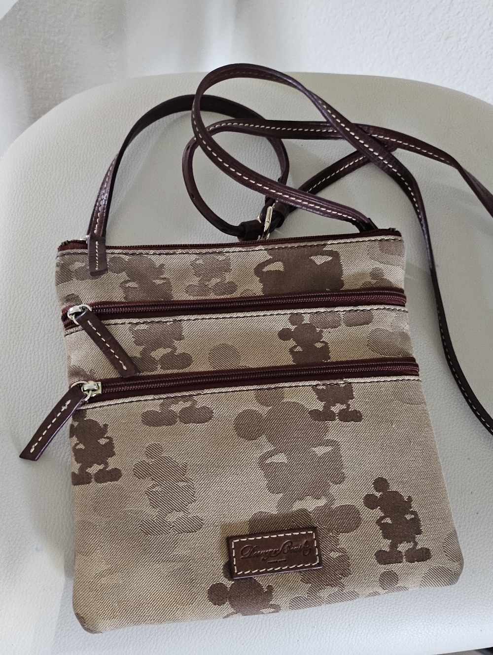 Disney Dooney & Bourke Vintage Style Mickey Mouse Crossbody Bag Tan Brown Canvas - Picture 3 of 12